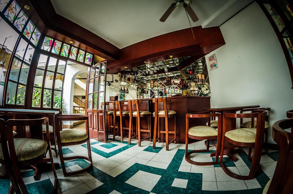 Gran Bolivar Hotel - Trujillo, Peru Екстериор снимка