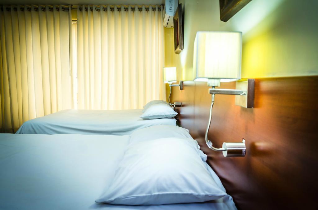 Gran Bolivar Hotel - Trujillo, Peru Екстериор снимка